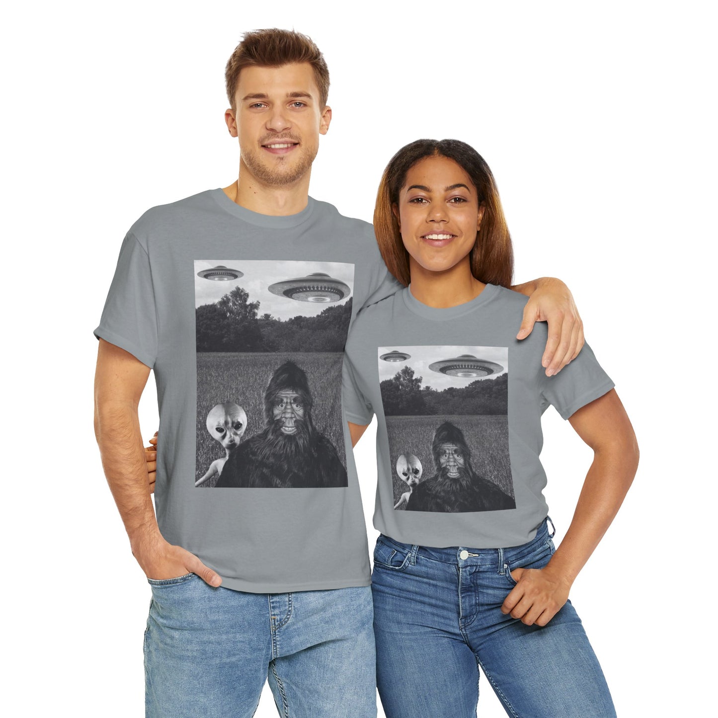 Funny Graphic Bigfoot Sasquatch Alien UFO Unisex Heavy Cotton Tee - Graphic T-Shirt, Spaceship, Flying Saucer, Sci-Fi, Space, Horror, Scary, Geek, Nerd, Unsolved Mysteries